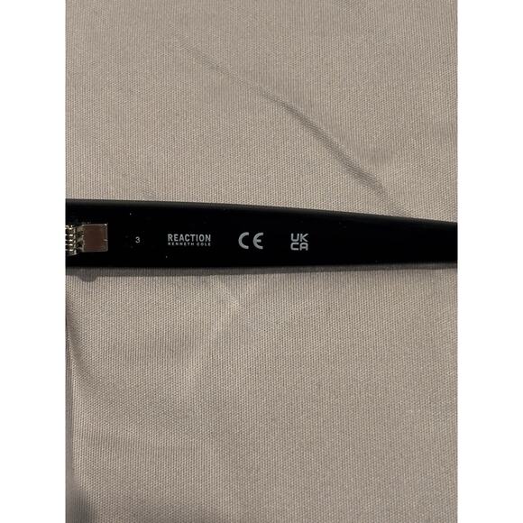 Kenneth Cole Reaction Black Cat Eye Sunglasses with Pouch RN00015S 53-18-140 NWT - Picture 6 of 8